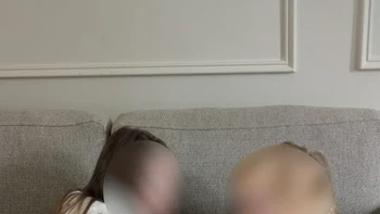 Loh kaki siapa itu? Foto: Reddit