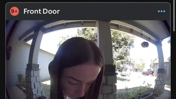 Seakan-akan kepala melayang. Foto: Reddit