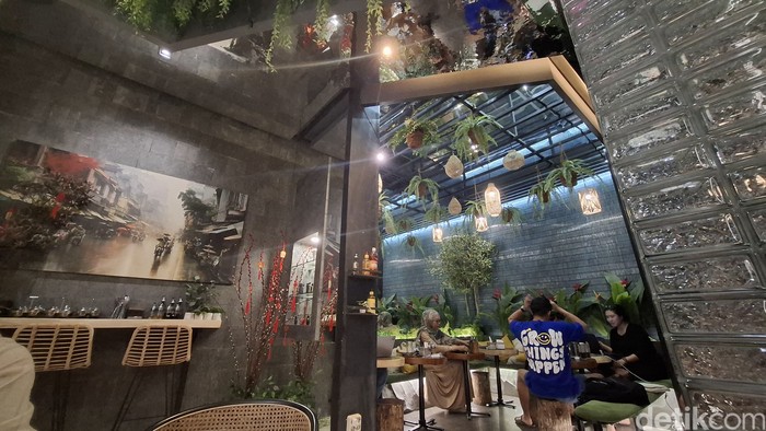 Itutuh Itutuh: Pho dengan Iga Sapi dan Banh Mi Rasa Autentik Vietnam