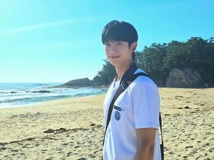 Jung Hae In Nyanyikan OST Love Next Door, Rilis 5 Oktober