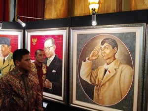 KSAL Buka Pameran Lukisan Padamu Negeri Jelang HUT ke-79 TNI AL