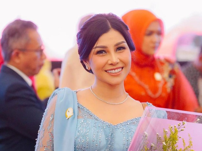 Nisya Ahmad dilantik jadi anggota DPR RI