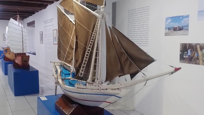 Pameran Miniatur Kapal di Museum Bahari
