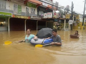 Penampakan Filipina Banjir Usai Diterjang Badai Tropis Yagi