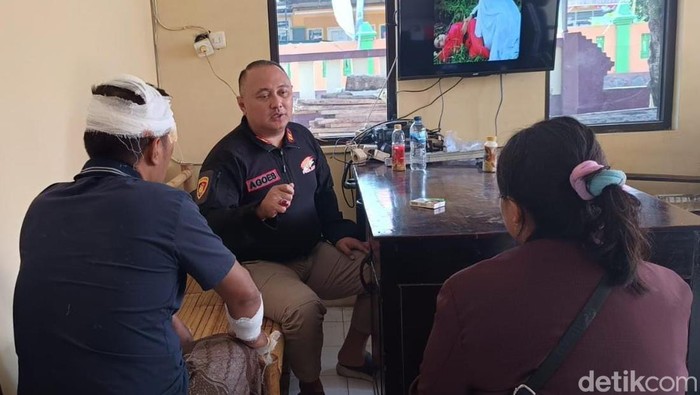 Polisi sedang meminta keterangan kasus carok mertua vs menantu di Probolinggo