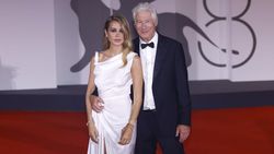 6 Seleb Putuskan Keluar dari Hollywood