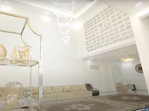 7 Potret Rumah Mewah Oki Setiana Dewi, Ruang Tamu Luas Muat 300 Orang