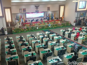 85 Anggota DPRD Lampung Periode 2024-2029 Dilantik, Ini Daftarnya