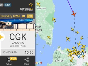 Memantau Pesawat Paus Fransiskus ke Indonesia Pakai Flightradar24