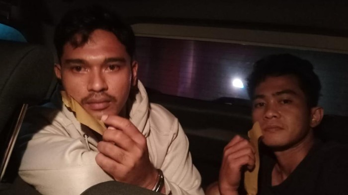 Dua pria ditangkap usai membakar mobil mantan bosnya
