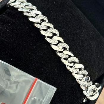 Gelang Denny Caknan hilang