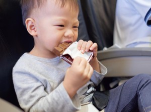 Benarkah Anak Jadi Hiperaktif karena Terlalu Banyak Konsumsi Gula? Ini Faktanya