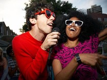 Alasan Orang Timur Memiliki Suara Merdu Ketika Bernyanyi