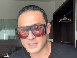 7 Foto Before Vs After Indra Bruggman Usai Jalani Oplas, Wajah Masih Bengkak