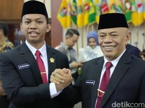 Intip Garasi Anggota DPRD Usia 22 Tahun yang Dilantik Bersama Ayahnya