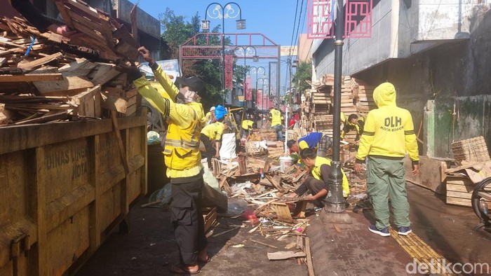 Bogor Berencana Mengaktifkan Kembali Lalu Lintas Kendaraan di Jalan Pedati, PKL Direlokasi