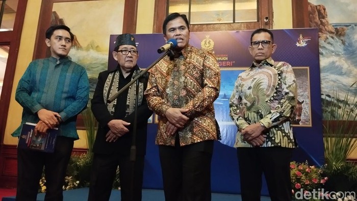 Pesan Tegas Prabowo: Angkatan Laut Pilar Penting dalam Mengembangkan Indonesia Sebagai Negara Maritim