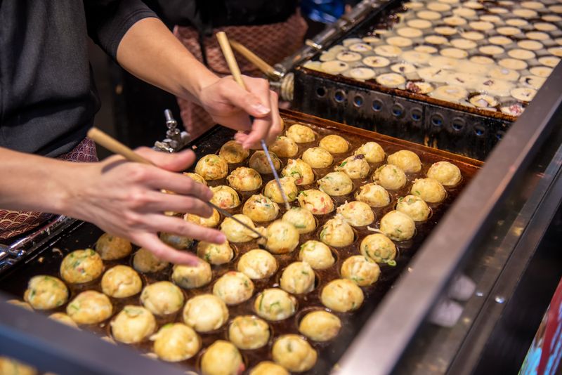 kuliner jepang populer di warung kaki lima