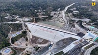 Bendungan Temef memiliki luas genangan 297,78 ha dengan volume tampung 45,79 juta m3. Kehadiran bendungan ini akan memberikan manfaat untuk irigasi seluas 4.500 ha yang terdiri dari daerah irigasi (DI.) Haekto dan DI. Malaka.  