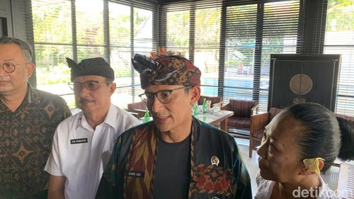 Menparekraf Sandiaga Salahudin Uno saat ditemui di Nusa Dua, Kuta Selatan, Badung, Bali, Selasa (3/9/2024). (Foto: Rizki Setyo Samudero/detikBali)