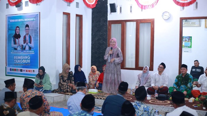 Pasangan Cabup-Cawabup Rembang Vivit Dinarini Atnasari-Zaimul Umam Nursalim