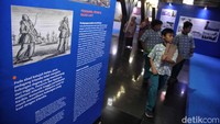 Negara-negara tersebut juga menampilkan kapal bersejarah dari negaranya masing-masing seperti Korea Selatan yang menampilkan beberapa miniatur kapalnya seperti kapal kura-kura atau Geobukseon. Negara-negara tersebut juga menampilkan kapal bersejarah dari negaranya masing-masing seperti Korea Selatan yang menampilkan beberapa miniatur kapalnya seperti kapal kura-kura atau Geobukseon.