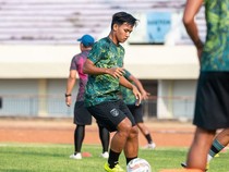 4 Pemain Akademi Persela Dapat Kesempatan Latihan di Tim Utama