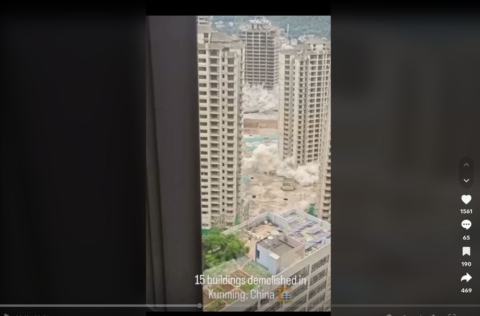 Perobohan 15 apartemen di China tahun 2021)