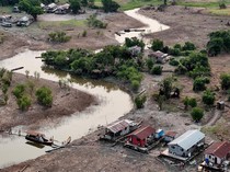 Potret Kekeringan Parah di Sungai Amazon