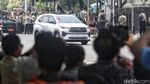 Potret Paus Fransiskus Tiba di Kedubes Vatikan