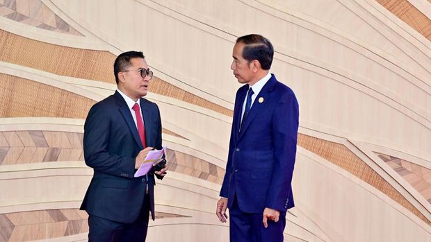 Presiden Jokowi dan Deputi Bidang Protokol, Pers, dan Media Sekretariat Presiden, Yusuf Permana (dok Istimewa)