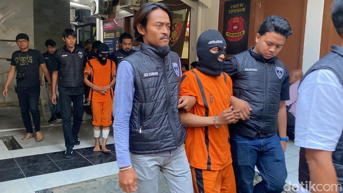 Sindikat pencuri modus gembos ban-pecah kaca di Sukabumi