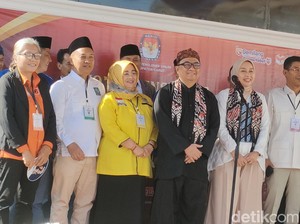 Syakur-Putri, Penantang Petahana di Pilbup Garut yang Diusung 11 Parpol