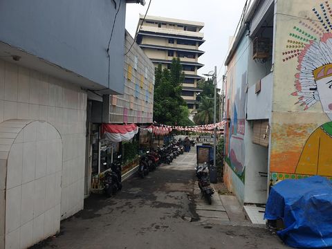 Akses Masuk Utama Kampung Gembira Gembrong