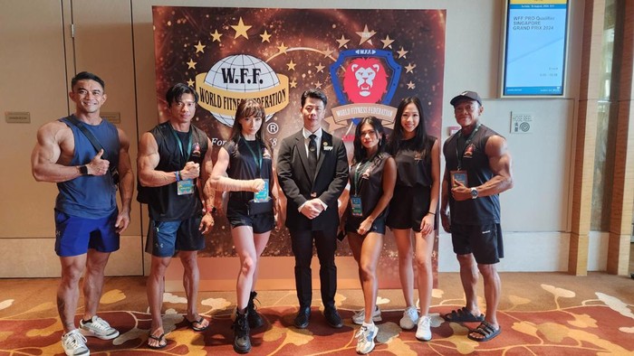 Catatan gemilang baru saja diraih atlet-atlet binaan Persatuan Binaraga dan Fisik Indonesia (Perbafi) di Singapura. Ada lima atlet membawa pulang total tujuh medali.

Kejuaraan itu bernama Singapore Grand Prix 2014 yang dihelat akhir kemarin. Ajang tersebut jadi saksi kehebatan atlet Indonesia di depan negara peserta lainnya.