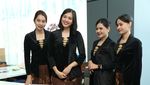 Potret Direksi Bank Mega Sapa Nasabah di Hari Pelanggan Nasional