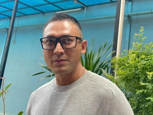 Indra Bruggman Oplas Bukan FOMO, Memang Niat Memperbaiki Mata Efek Sakit