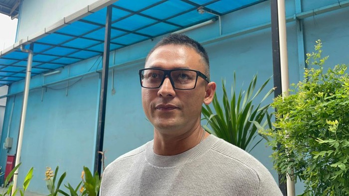 Indra Bruggman Indra Bruggman mengungkap alasan operasi plastiknya, ia juga berbagi kesulitan sholat pasca-operasi.