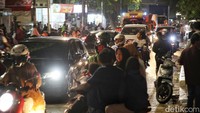 Lalu lintas di TKP saat ini terpantau ramai lancar.