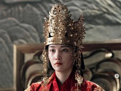 6 Fakta Jeon Jong Seo Pemain Queen Woo, Adegan Bercinta dengan Ji Chang Wook