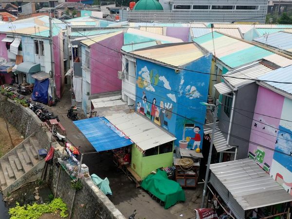 Melihat dari Atas Kampung Warna-warni Eks Korban Kebakaran Jaktim