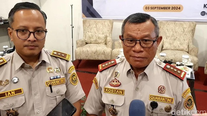 Kepala Balai Karantina Hewan, Ikan dan Tumbuhan (BKHIT) Sumatera Selatan, Kostan Manalu.