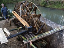 Kreatif, Petani Bikin Kincir Air untuk Atasi Kekeringan di Ciamis