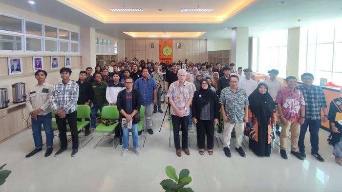 Kuliah Reboan ke-3 Magister Ilmu Komunikasi FISIP Universitas Sultan Ageng Tirtayasa (Untirta)