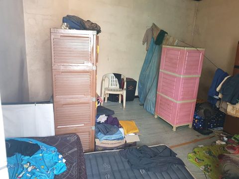 Lantai Dua Rumah Berukuran Besar di Kampung Gembira Gembrong