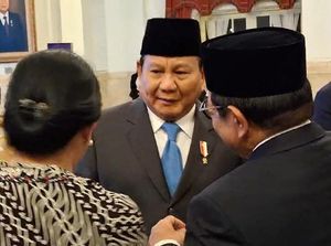 Momen Prabowo Tertawa Bareng Puan dan Pramono Anung di Istana Negara