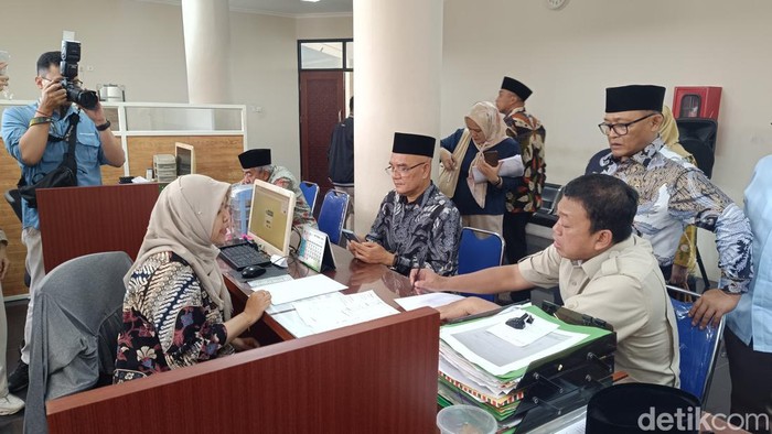 Tim Pengawas Haji DPR Kunjungi Kemenag Bogor untuk Periksa Persiapan Ibadah Haji