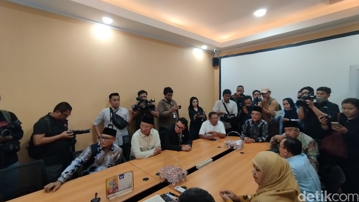 Analisis Temuan Pansus Haji Ungkap Kerentanan Manipulasi Data Sistem Keanggotaan Haji