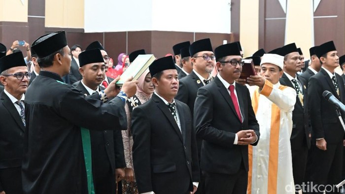 Pelantikan anggota DPRD Pasuruan