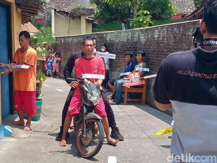 Rekonstruksi pencurian dan pembunuhan di Delanggu, Klaten, Rabu (4/9/2024).